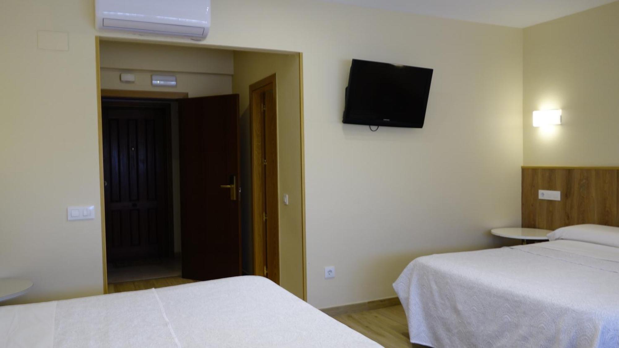 Toledo Plaza Hotel ภายนอก รูปภาพ