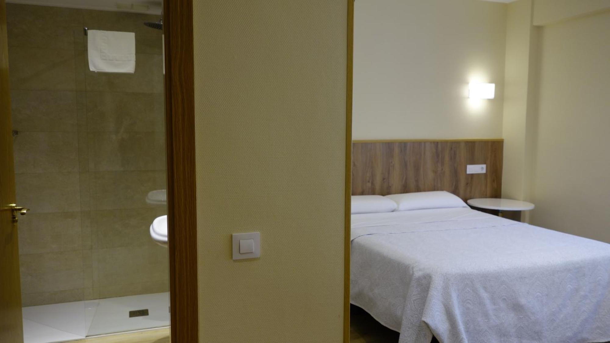 Toledo Plaza Hotel ภายนอก รูปภาพ